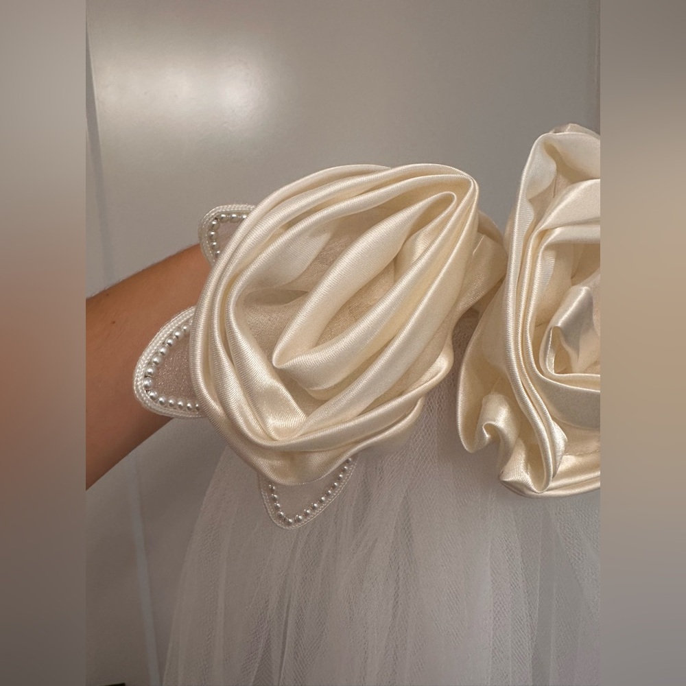 Vintage Christian Dior Wedding Veil - Picture 5 of 8